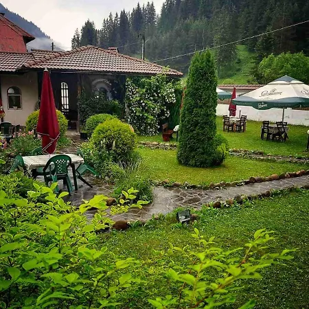 Къща За Гости Триибрия Penzion *